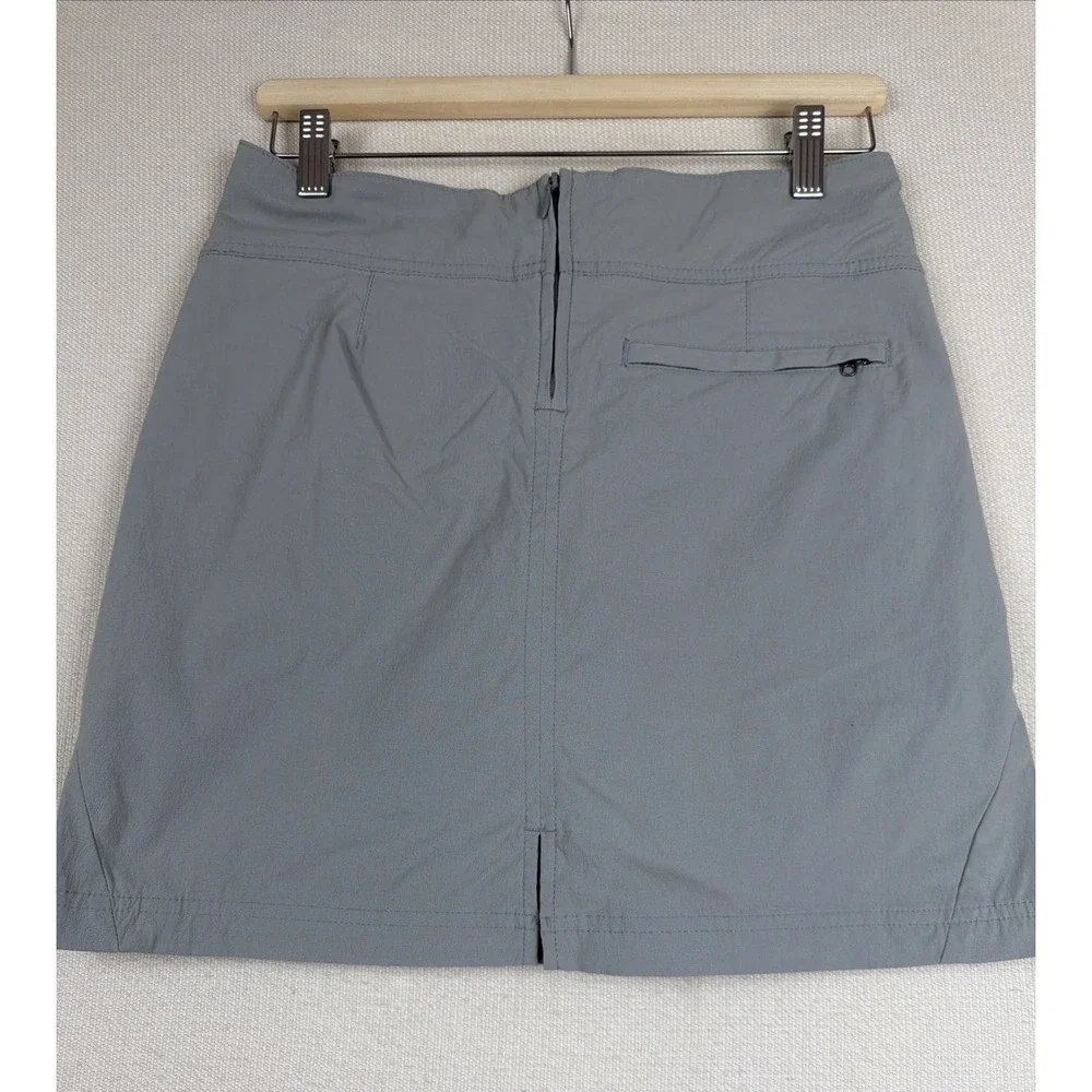 Royal Robbins Skort Size 2 Gray Hiking Outdoor Stretch Zip Pocket Athletic Nylon